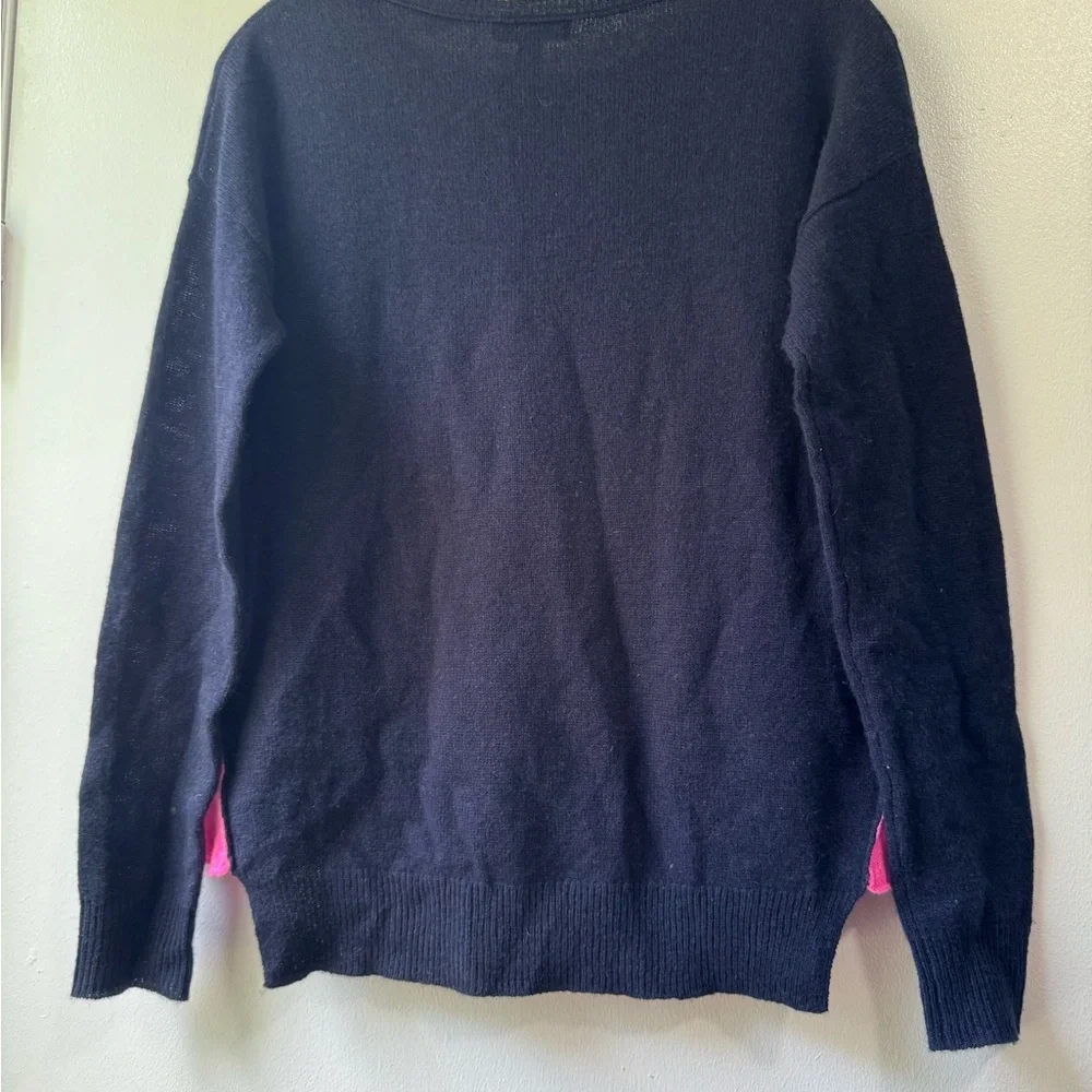 Aqua Cashmere Black and Pink Crew Neck Sweater with Color Block Design